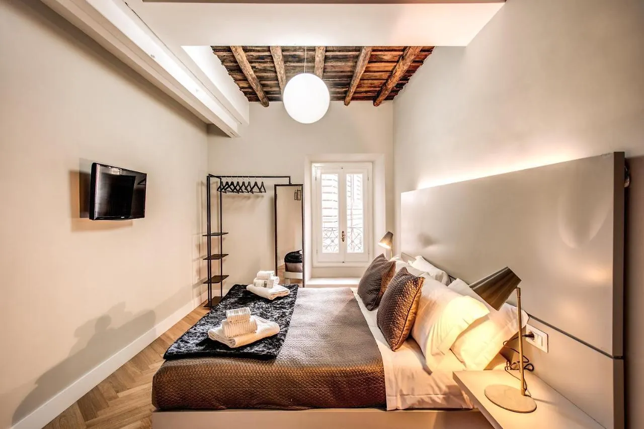 Trevi Fountain Superior 3 Bdr Apartment Roma 0*,
